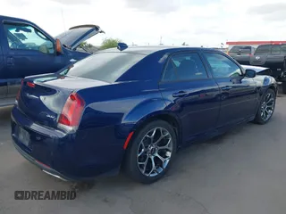 2016 Chrysler 300 with VIN 2C3CCABG9GH320822, listed as a IAAI auction lot 41935703 with 95,164 mi miles. Bid and sale history available at carsss.com. Image 4.