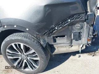 2016 Ford Explorer Platinum с VIN 1FM5K8HT8GGC11389, выставлен на аукционе IAAI как лот 41628186 с пробегом 139 034 миль миль и . История ставок и продаж доступна на DreamBid. Изображение 18.