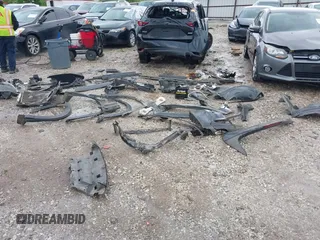 2018 Mazda CX-5 Grand Touring z VIN JM3KFADM8J0325157, wystawiony jako IAAI lot #42214750 z przebiegiem Nie podano mil oraz . Historia ofert i sprzedaży dostępna na DreamBid. Obrazek 12.