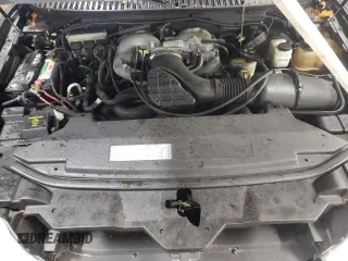 2003 Lincoln Navigator Luxury with VIN 5LMFU28RX3LJ27119, listed as a Copart auction lot 87238674 with 203,705 mi miles and Salvage Title. Bid and sale history available at carsss.com. Image 12.