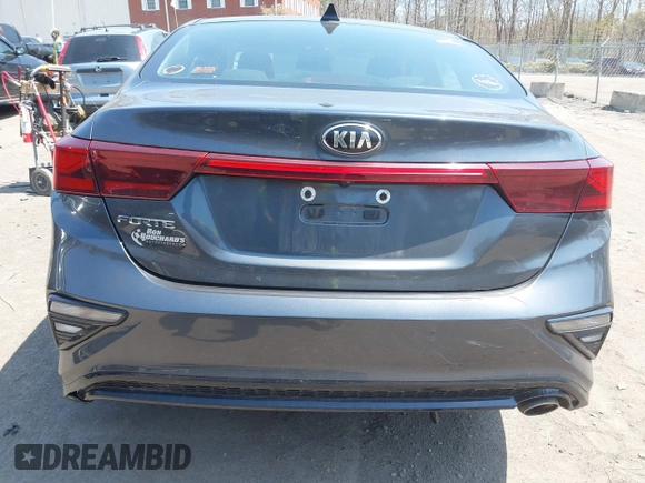 2019 Kia Forte LXS z VIN 3KPF24AD4KE081480, wystawiony jako IAAI lot #42073063 z przebiegiem 100 605 mil mil oraz . Historia ofert i sprzedaży dostępna na DreamBid. Obrazek 16.