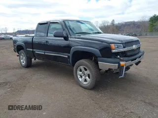 2005 Chevrolet Silverado 1500 Z71 with VIN 1GCEK19Z75Z191040, listed as a IAAI auction lot 41705016 with 180,517 mi miles. Bid and sale history available at carsss.com. Image 1.