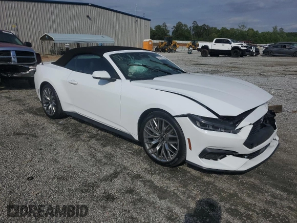 2024 Ford Mustang EcoBoost z VIN 1FAGP8UH8R5135709, wystawiony jako Copart lot #57393045 z przebiegiem 1 267 mil mil oraz Szkoda całkowita • Salvage title. Historia ofert i sprzedaży dostępna na DreamBid. Obrazek 4.