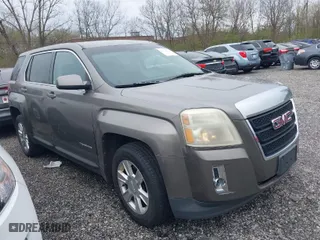 2010 GMC Terrain SLE-1 with VIN 2CTFLCEWXA6410236, listed as a IAAI auction lot 41958759 with 213,354 mi miles. Bid and sale history available at carsss.com. Image 1.