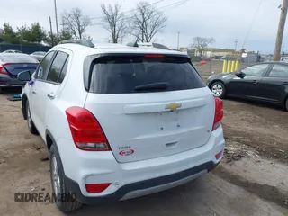 2018 Chevrolet Trax LT with VIN 3GNCJLSB6JL276835, listed as a IAAI auction lot 41882128 with 75,761 mi miles and . Bid and sale history available at carsss.com. Image 3.