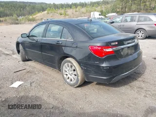 2013 Chrysler 200 LX with VIN 1C3CCBAB7DN568548, listed as a IAAI auction lot 41922392 with 173,255 mi miles. Bid and sale history available at carsss.com. Image 3.