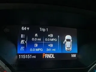 2015 Ford Focus SE с VIN 1FADP3F26FL317477, выставлен на аукционе Copart как лот 60255715 с пробегом 115 151 миль миль и Чистый • Clean title. История ставок и продаж доступна на DreamBid. Изображение 8.