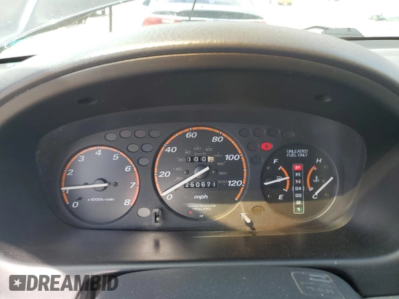 1997 Honda CR-V with VIN JHLRD185XVC069529, listed as a Copart auction lot 73660154 with 250,671 mi miles and Salvage Title. Bid and sale history available at carsss.com. Image 9.