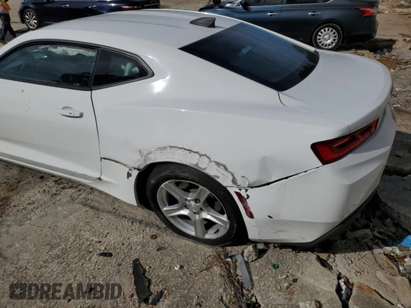 2018 Chevrolet Camaro 1LT with VIN 1G1FB1RX2J0113047, listed as a Copart auction lot 66621302 with 73,849 mi miles. Bid and sale history available at carsss.com. Image 9.