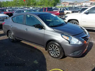 2016 Nissan Versa S Plus with VIN 3N1CN7APXGL846655, listed as a IAAI auction lot 42105049 with 57,918 mi miles. Bid and sale history available at carsss.com. Image 1.