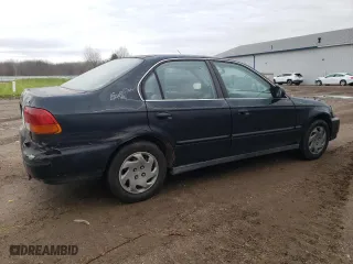 1997 Honda Civic EX with VIN 2HGEJ8641VH551960, listed as a Copart auction lot 82228294 with 178,054 mi miles and Clean Title. Bid and sale history available at carsss.com. Image 3.