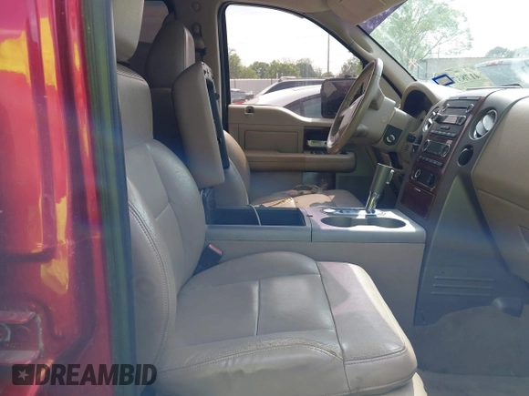 2008 Ford F-150 XLT with VIN 1FTPW12V08FB07442, listed as a IAAI auction lot 41783700 with 194,733 mi miles. Bid and sale history available at carsss.com. Image 5.