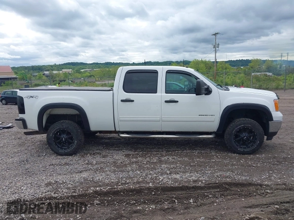 2013 GMC Sierra 2500HD SLE с VIN 1GT120CG8DF163084, выставлен на аукционе IAAI как лот 42265013 с пробегом 160 890 миль миль и . История ставок и продаж доступна на DreamBid. Изображение 14.