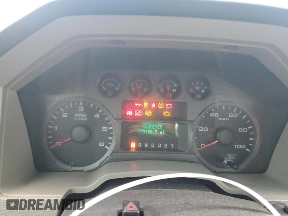 2009 Ford F-250 XL z VIN 1FTNF20549EB23067, wystawiony jako Copart lot #58130505 z przebiegiem 179 156 mil mil oraz Szkoda całkowita • Salvage title. Historia ofert i sprzedaży dostępna na DreamBid. Obrazek 9.