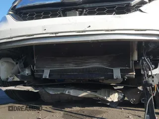 2017 Honda CR-V Touring with VIN 2HKRW1H96HH517669, listed as a IAAI auction lot 41653040 with 97,961 mi miles. Bid and sale history available at carsss.com. Image 6.