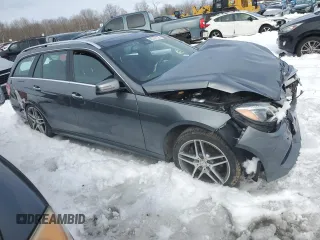 2016 Mercedes-Benz E-Class E 350 Luxury with VIN WDDHH8JB6GB333673, listed as a Copart auction lot 45701125 with 46,956 mi miles and Salvage Title. Bid and sale history available at carsss.com. Image 4.