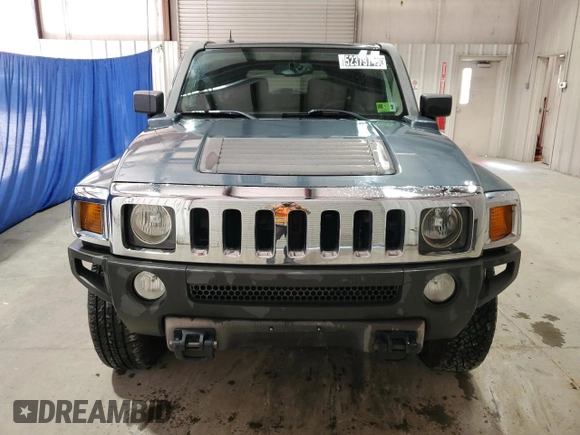 2007 Hummer H3 SUV z VIN 5GTDN13E078148136, wystawiony jako Copart lot #52379745 z przebiegiem 207 050 mil mil oraz Tytuł czysty. Historia ofert i sprzedaży dostępna na DreamBid. Obrazek 5.