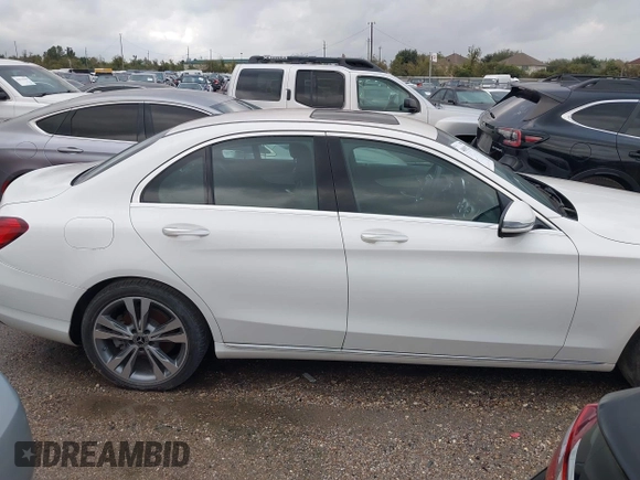 2019 Mercedes-Benz C 300 with VIN 55SWF8DB0KU284459, listed as a IAAI auction lot 40895273 with Not provided miles and . Bid and sale history available at DreamBid. Image 13.