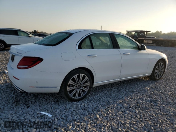 2020 Mercedes-Benz E 350 with VIN WDDZF8EB7LA732564, listed as a Copart auction lot 53996955 with 35,743 mi miles and Salvage Title. Bid and sale history available at DreamBid. Image 3.