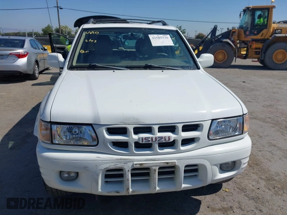 2001 Isuzu Rodeo S with VIN 4S2CK58W614332181, listed as a IAAI auction lot 42585130 with 196,497 mi miles and . Bid and sale history available at DreamBid. Image 12.
