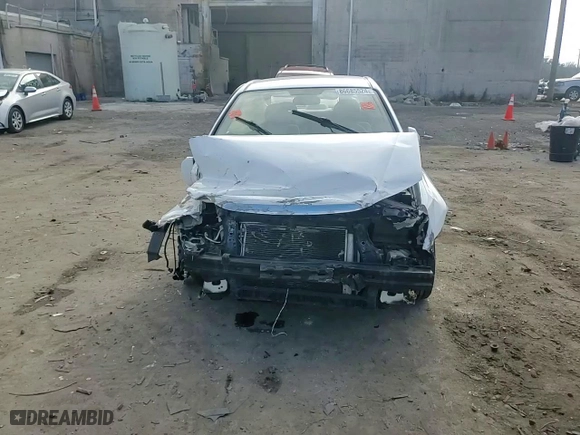 2009 Kia Spectra EX with VIN KNAFE222895664646, listed as a Copart auction lot 86685524 with 186,778 mi miles and Salvage Title. Bid and sale history available at carsss.com. Image 10.