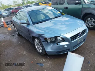 2008 Volvo C70 z VIN YV1MC67208J057706, wystawiony jako IAAI lot #42190498 z przebiegiem 158 652 mil mil oraz . Historia ofert i sprzedaży dostępna na DreamBid. Obrazek 1.