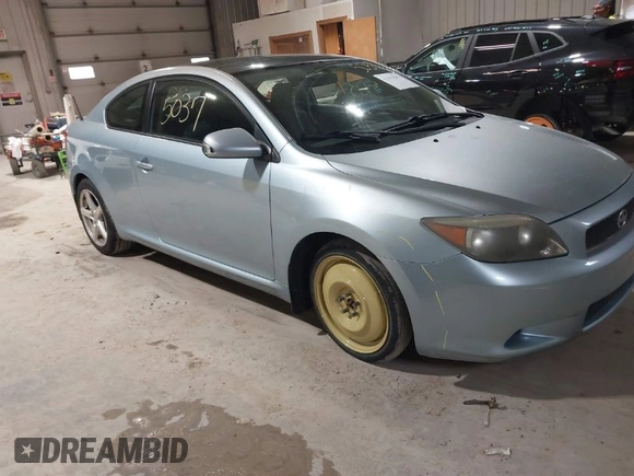 2005 Scion tC z VIN JTKDE177X50055888, wystawiony jako IAAI lot #41955037 z przebiegiem 129 632 mil mil oraz . Historia ofert i sprzedaży dostępna na DreamBid. Obrazek 1.