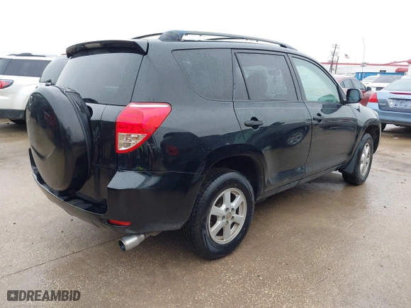 2007 Toyota RAV4 with VIN JTMZD33V576040604, listed as a IAAI auction lot 41960043 with 216,208 mi miles. Bid and sale history available at carsss.com. Image 4.