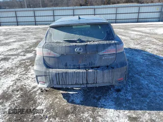 2015 Lexus CT 200h с VIN JTHKD5BH9F2219838, выставлен на аукционе IAAI как лот 41416414 с пробегом 149 986 миль миль и . История ставок и продаж доступна на DreamBid. Изображение 16.