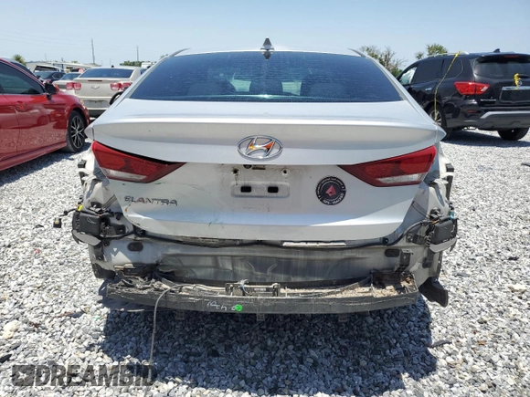 2017 Hyundai Elantra SE z VIN 5NPD84LF0HH063003, wystawiony jako Copart lot #56899785 z przebiegiem 167 502 mil mil oraz Szkoda całkowita • Salvage title. Historia ofert i sprzedaży dostępna na DreamBid. Obrazek 6.