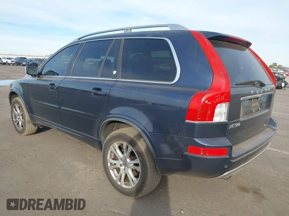 2013 Volvo XC90 Premier Plus z VIN YV4952CY0D1661126, wystawiony jako IAAI lot #41421793 z przebiegiem 136 955 mil mil oraz . Historia ofert i sprzedaży dostępna na DreamBid. Obrazek 3.