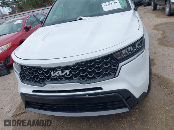 2022 Kia Sorento X-Line S with VIN 5XYRLDLCXNG150906, listed as a IAAI auction lot 41322719 with 29,915 mi miles. Bid and sale history available at carsss.com. Image 12.