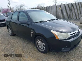 2008 Ford Focus SE with VIN 1FAHP35N38W241943, listed as a IAAI auction lot 41961279 with 187,752 mi miles. Bid and sale history available at carsss.com. Image 1.