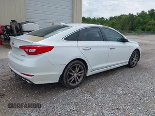 2015 Hyundai Sonata Sport with VIN 5NPE34AB1FH193503, listed as a IAAI auction lot 42195408 with 117,677 mi miles and . Bid and sale history available at carsss.com. Image 4.
