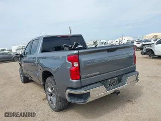 2019 Chevrolet Silverado 1500 LT with VIN 1GCPWCED6KZ135346, listed as a IAAI auction lot 41699026 with 110,089 mi miles. Bid and sale history available at carsss.com. Image 3.