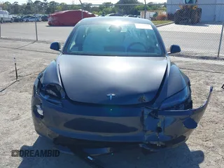 2025 Tesla Model 3 Long Range with VIN 5YJ3E1EA2SF910890, listed as a IAAI auction lot 41791583 with Not Provided miles and . Bid and sale history available at DreamBid. Image 11.
