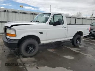 1996 Ford F-150 with VIN 1FTEF14Y2TLA02667, listed as a Copart auction lot 49686735 with 143,197 mi miles and Clean title. Bid and sale history available at DreamBid. Image 1.