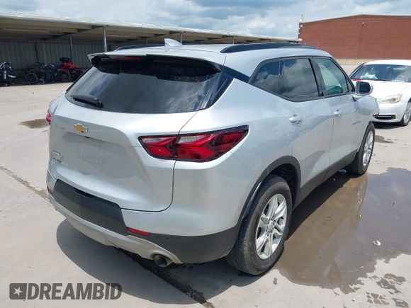 2019 Chevrolet Blazer z VIN 3GNKBBRA3KS698858, wystawiony jako IAAI lot #42270478 z przebiegiem 99 461 mil mil oraz . Historia ofert i sprzedaży dostępna na DreamBid. Obrazek 4.