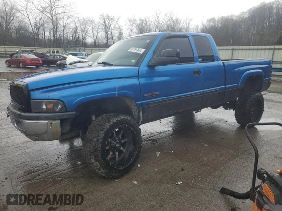 2001 Dodge 2500 with VIN 1B7KF23711J573917, listed as a Copart auction lot 51144335 with 257,686 mi miles and Salvage Title. Bid and sale history available at carsss.com. Image 1.