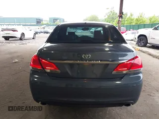 2012 Toyota Avalon z VIN 4T1BK3DB5CU457105, wystawiony jako IAAI lot #42375828 z przebiegiem 121 961 mil mil oraz . Historia ofert i sprzedaży dostępna na DreamBid. Obrazek 16.
