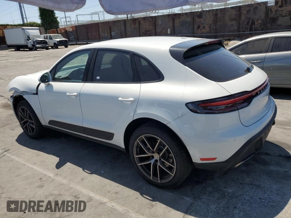 2025 Porsche Macan z VIN WP1AA2A58SLB01343, wystawiony jako Copart lot #54007455 z przebiegiem 1 415 mil mil oraz Szkoda całkowita • Salvage title. Historia ofert i sprzedaży dostępna na DreamBid. Obrazek 2.