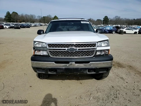 2005 Chevrolet Avalanche Z71 with VIN 3GNEK12ZX5G252768, listed as a Copart auction lot 43076865 with 181,213 mi miles and Clean Title. Bid and sale history available at carsss.com. Image 10.
