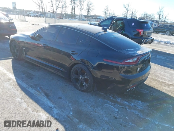 2020 Kia Stinger GT-Line with VIN KNAE15LA8L6075791, listed as a IAAI auction lot 41284342 with 47,978 mi miles. Bid and sale history available at carsss.com. Image 3.