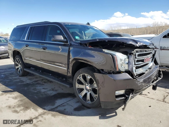 2016 GMC Yukon XL SLT with VIN 1GKS2GKC1GR464489, listed as a Copart auction lot 47466445 with 127,551 mi miles and Salvage Title. Bid and sale history available at carsss.com. Image 4.