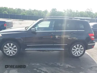 2010 Mercedes-Benz GLK 350 with VIN WDCGG8HB5AF285415, listed as a IAAI auction lot 42188423 with 105,047 mi miles and . Bid and sale history available at DreamBid. Image 14.