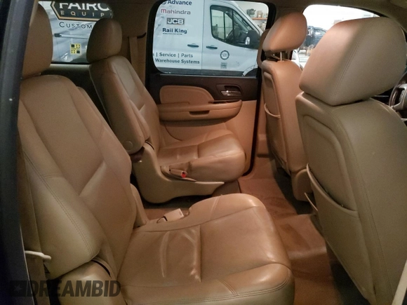 2014 GMC Yukon XL Denali with VIN 1GKS2MEF2ER171962, listed as a Copart auction lot 46996965 with 251,939 mi miles and Salvage Title. Bid and sale history available at carsss.com. Image 12.