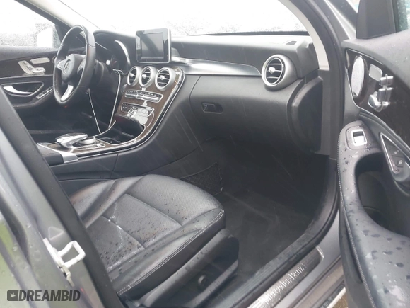 2015 Mercedes-Benz C-Class C 300 with VIN 55SWF4JB8FU057426, listed as a IAAI auction lot 41558621 with 106,655 mi miles. Bid and sale history available at carsss.com. Image 5.