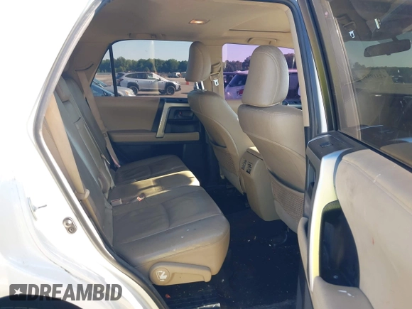 2011 Toyota 4Runner Trail z VIN JTEBU5JR7B5035496, wystawiony jako IAAI lot #42319548 z przebiegiem 253 437 mil mil oraz . Historia ofert i sprzedaży dostępna na DreamBid. Obrazek 8.