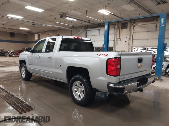 2015 Chevrolet Silverado 1500 LT with VIN 1GCVKREH5FZ271451, listed as a IAAI auction lot 42040083 with 262,135 mi miles and . Bid and sale history available at DreamBid. Image 3.