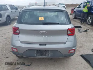 2024 Hyundai Venue SEL z VIN KMHRC8A36RU333987, wystawiony jako IAAI lot #41710436 z przebiegiem 7 701 mil mil oraz . Historia ofert i sprzedaży dostępna na DreamBid. Obrazek 17.